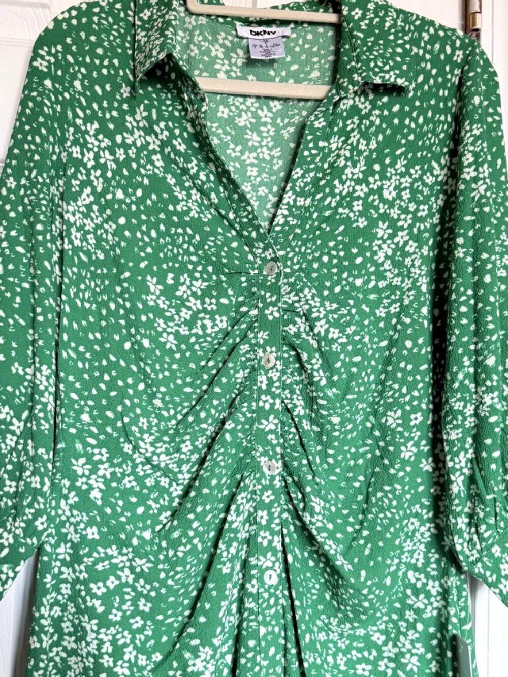 DKNY Women's Floral Print Ruched Front 3/4 Sleeve Green Midi Dress Size 8 NWT - Picture 4 of 15